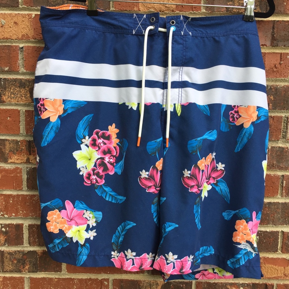 Tommy Bahama Hibiscus flower Swim Trunks Sz XXL